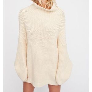 Free people sweater/ on hold for karleenie